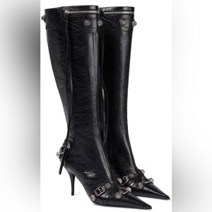 POINTED TOE BLACK HEEL